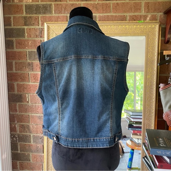 Earl Jeans Dark Wash Denim Vest w. Bejewelled Buttons & Accents Size L - Picture 5 of 5